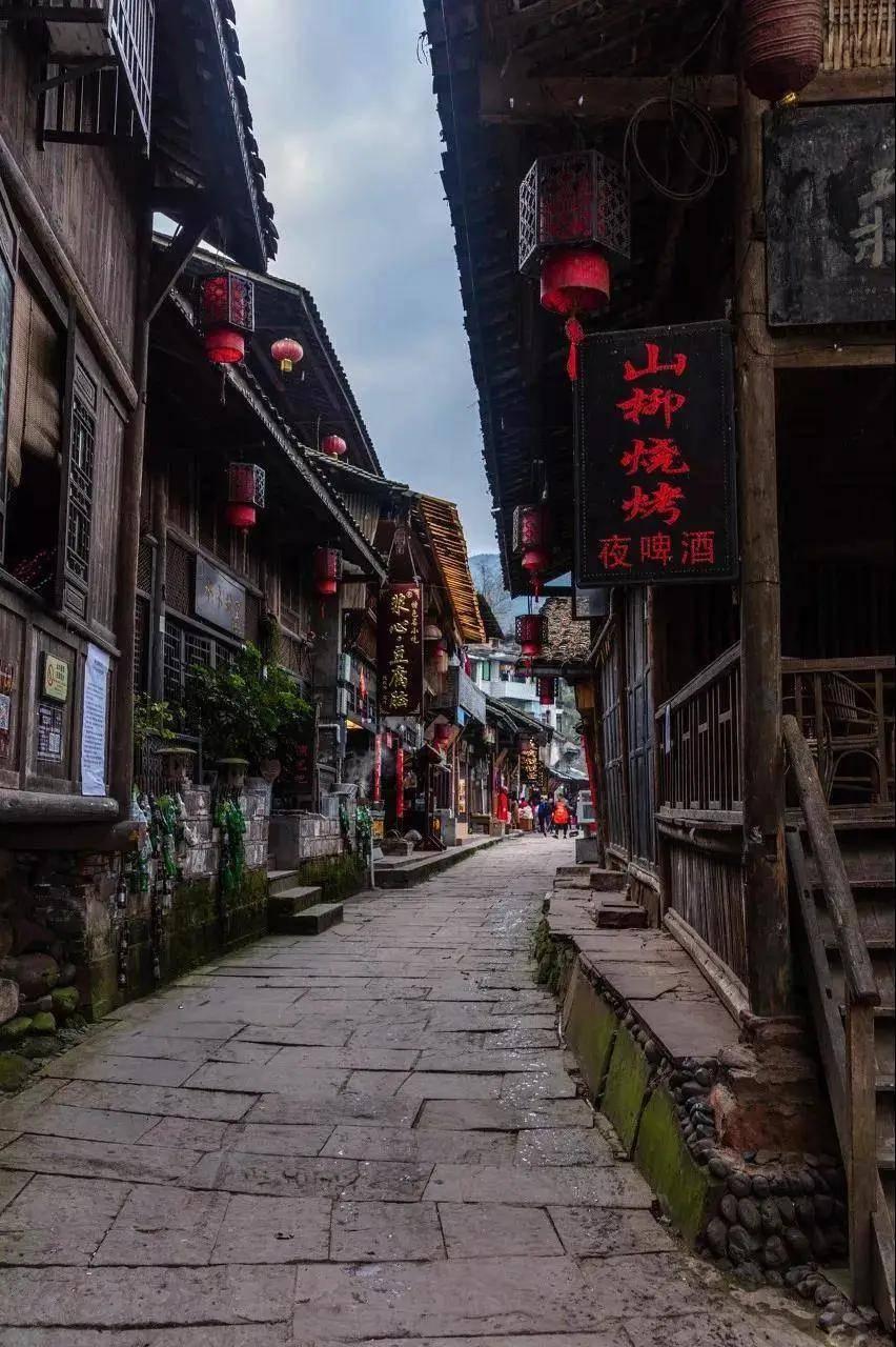 胳膊上的,这是鸡皮疙瘩吗?-智能问答|高效解答疑惑-胳膊上的,这是鸡皮疙瘩吗?官网